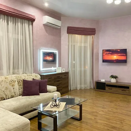 аpartment з балконом жд вокзал, центр Apartman *