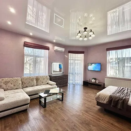 аpartment з балконом жд вокзал, центр Apartman Lviv