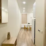 Apartment аpartment з балконом жд вокзал, центр *
