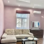 аpartment з балконом жд вокзал, центр