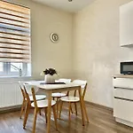 аpartment з балконом жд вокзал, центр Lemberg