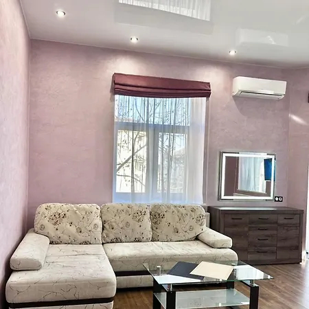 аpartment з балконом жд вокзал, центр