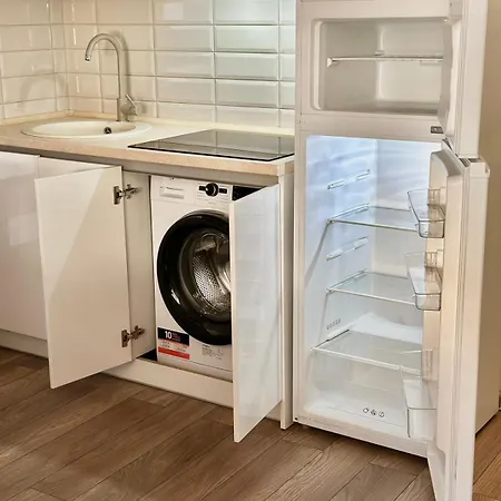 Apartment аpartment з балконом жд вокзал, центр