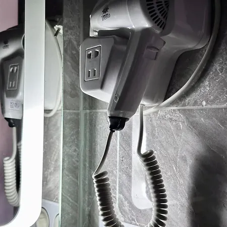 аpartment з балконом жд вокзал, центр Apartment *