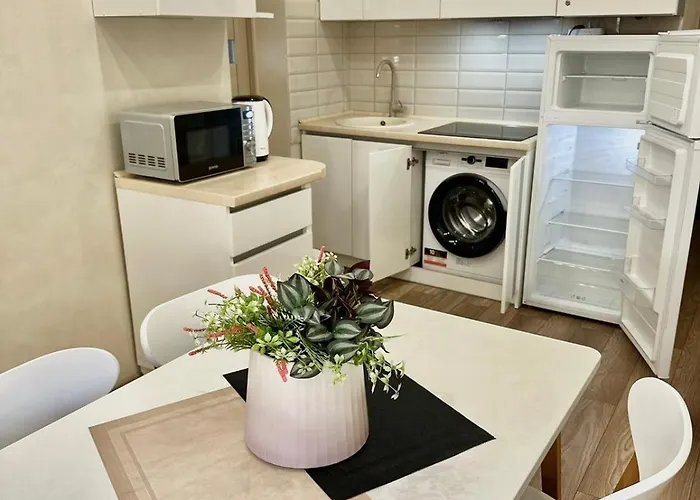 Apartamento аpartment з балконом жд вокзал, центр