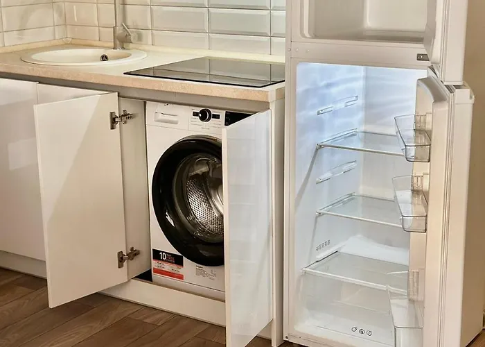 Apartamento аpartment з балконом жд вокзал, центр