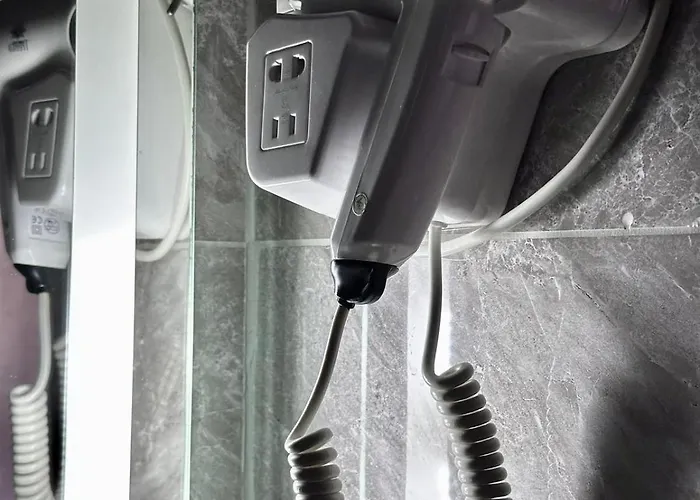 аpartment з балконом жд вокзал, центр Apartment *