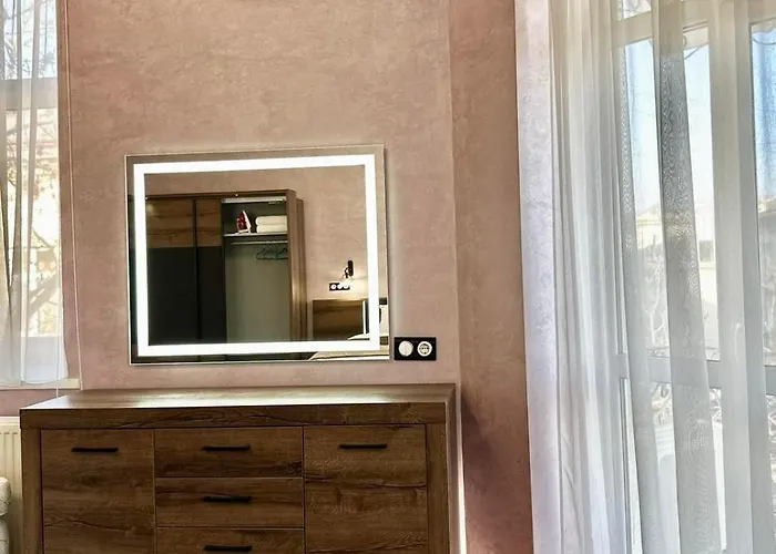 аpartment з балконом жд вокзал, центр Apartment Lviv