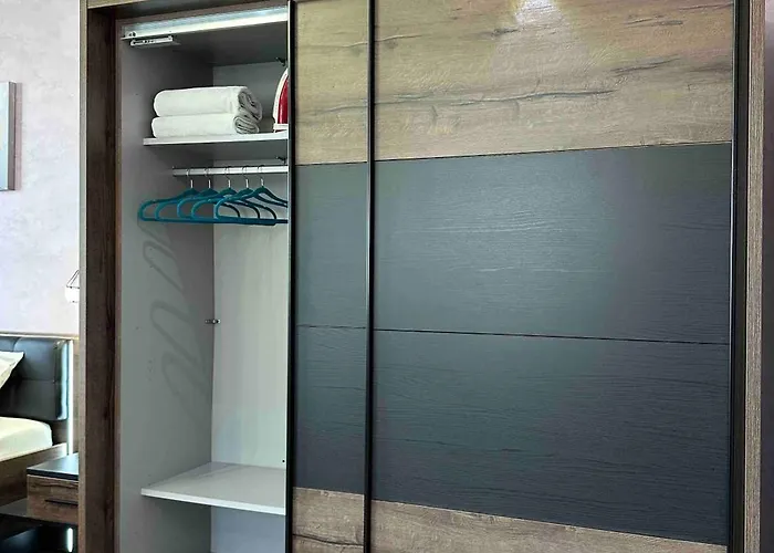 аpartment з балконом жд вокзал, центр * Lviv