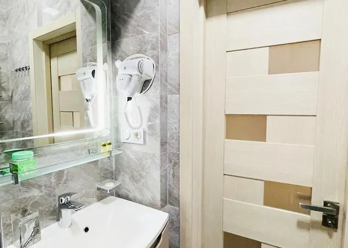 аpartment з балконом жд вокзал, центр Apartman *