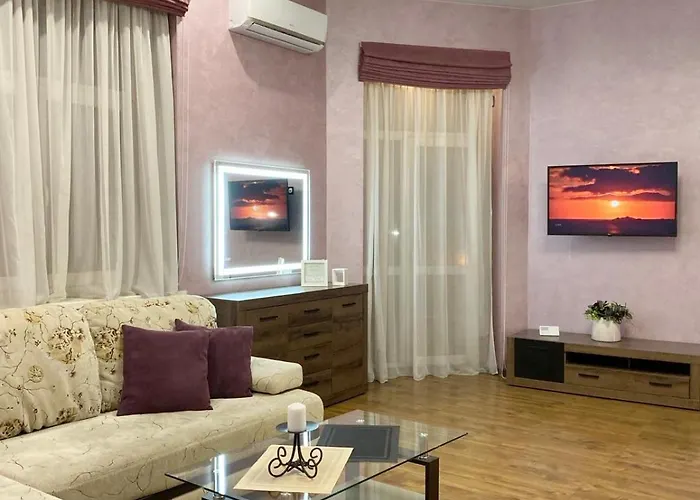 аpartment з балконом жд вокзал, центр Apartman *