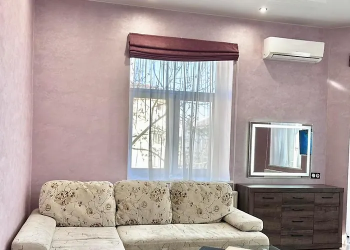 аpartment з балконом жд вокзал, центр